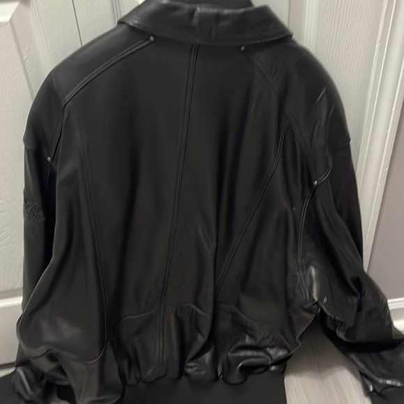 Jacket - Picture 5 of 5